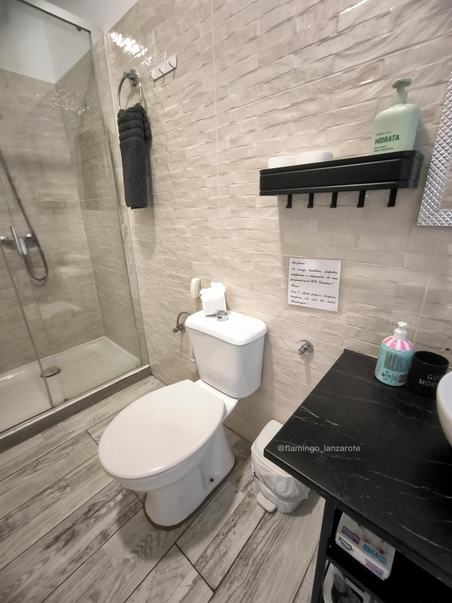 Habitacion Flamingo, Entrada Privada Y Bano Privado En Suite By Flamingo House, No Fumadores Arrecife  Extérieur photo